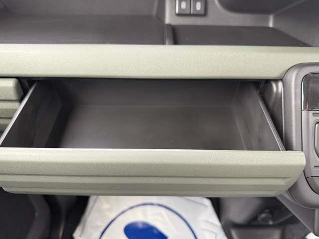 スペーシアギア ハイブリッドＸＺ　届出済未使用車／愛知県限定／衝突軽減ブレーキ／ローン条件付新品ナビＥＴＣドラレコ／障害物センサー／スマートキー／ＬＥＤヘッドライト／両側電動スライドドア／シートヒーター／アダプティブクルーズ（54枚目）