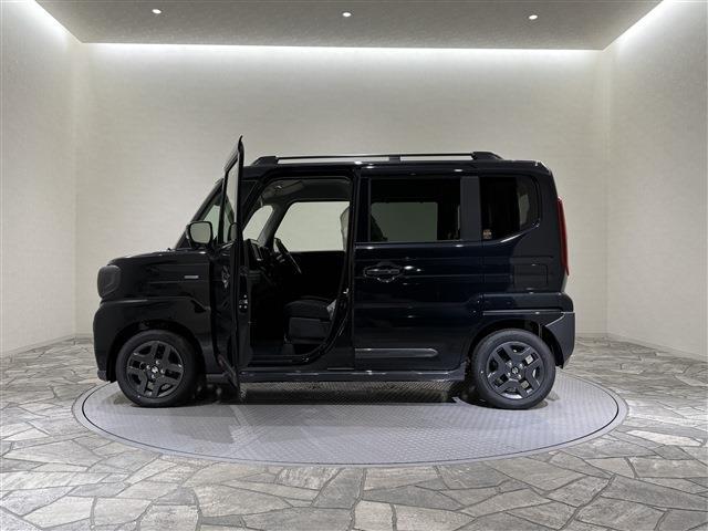 スペーシアギア ハイブリッドＸＺ　届出済未使用車／衝突軽減ブレーキ／ローン条件付新品ナビＥＴＣドラレコ／障害物センサー／スマートキー／ＬＥＤヘッドライト／両側電動スライドドア／シートヒーター／アダプティブクルーズ／アイドリングストップ（11枚目）