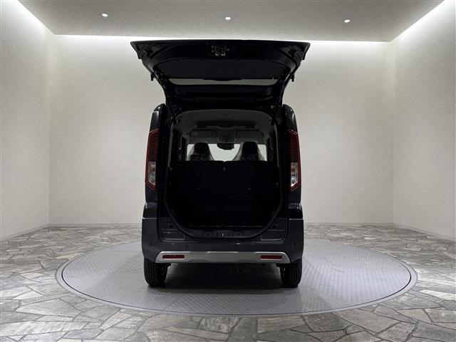 スペーシアギア ハイブリッドＸＺ　届出済未使用車／衝突軽減ブレーキ／ローン条件付新品ナビＥＴＣドラレコ／障害物センサー／スマートキー／ＬＥＤヘッドライト／両側電動スライドドア／シートヒーター／アダプティブクルーズ／アイドリングストップ（17枚目）