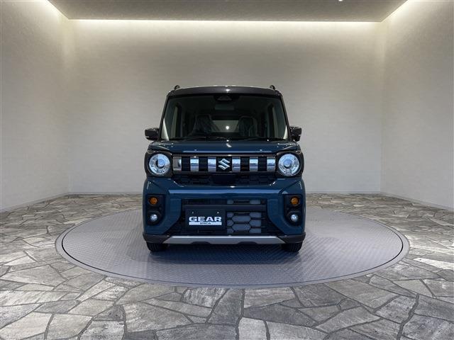 スペーシアギア ハイブリッドＸＺ　届出済未使用車／衝突軽減ブレーキ／ローン条件付新品ナビＥＴＣドラレコ／障害物センサー／スマートキー／ＬＥＤヘッドライト／両側電動スライドドア／シートヒーター／アダプティブクルーズ／アイドリングストップ（4枚目）