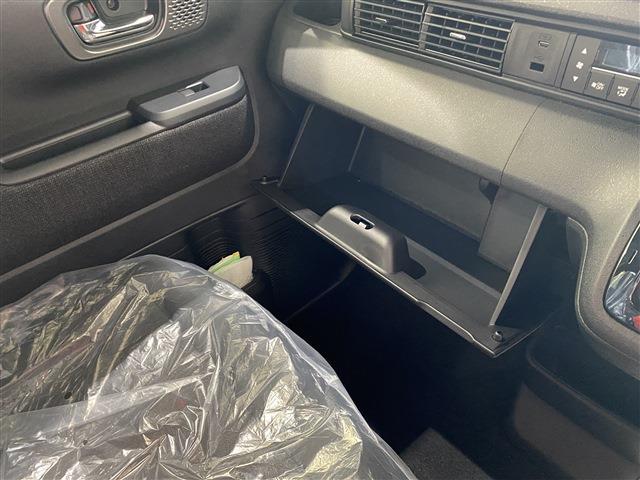 Ｎ－ＢＯＸカスタム ベースグレード　届出済未使用車／衝突被害軽減システム／クリアランスソナー／アダブティブクルーズコントロール／両側スライドドア／電動スライドドア／ＬＥＤヘッドライト（38枚目）