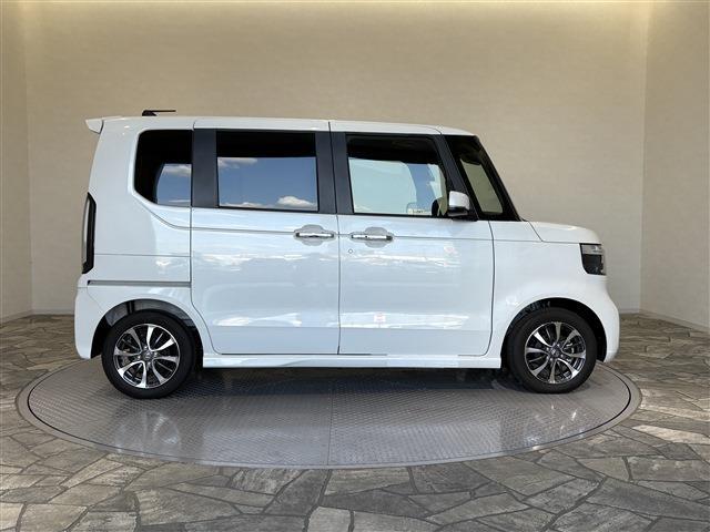 Ｎ－ＢＯＸカスタム ベースグレード　届出済未使用車／ローン条件付新品ナビＥＴＣドラレコ／衝突軽減ブレーキ／クリアランスソナー／アダブティブクルーズコントロール／両側スライドドア／電動スライドドア／ＬＥＤヘッドライト（7枚目）
