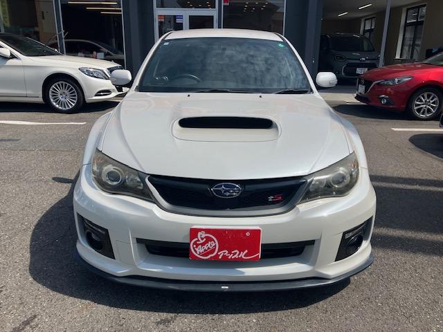 インプレッサ ＷＲＸ　ＳＴＩ　ｔＳタイプＲＡ　ＮＢＲチャレンジＰ　ユーザー買取車　ナビ　フルセグＴＶ　バックカメラ　ＳＴＩブース計　ＳＴＩリアスポイラー　テイン車高調（4枚目）