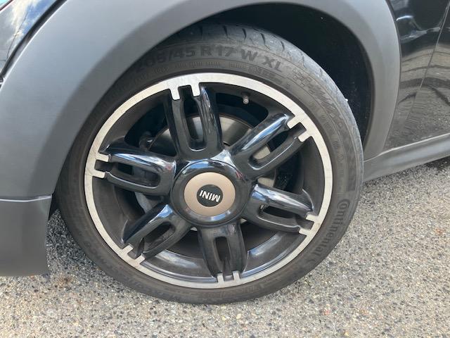 ＭＩＮＩ クーパー　クラブマン　ボンドストリートＰＫＧ　ユーザー買取車　ボンドストリートＰＫＧ　専用レザーシート　専用ＡＷ　プッシュスタート　シートヒーター　ハーマンカードン（11枚目）