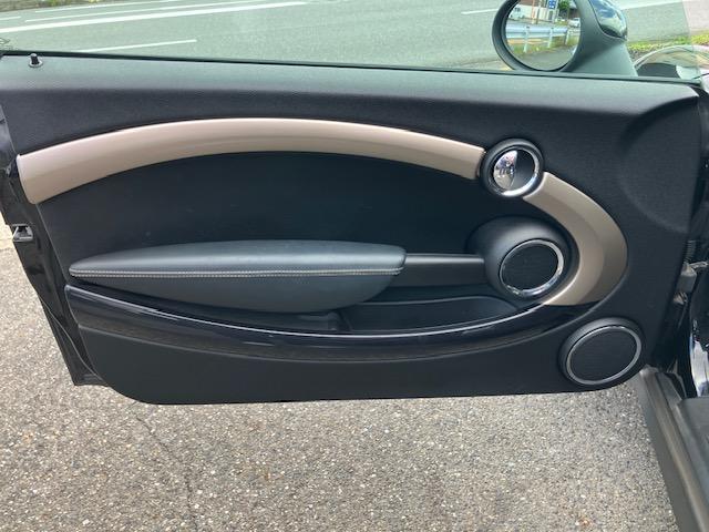 ＭＩＮＩ クーパー　クラブマン　ボンドストリートＰＫＧ　ユーザー買取車　ボンドストリートＰＫＧ　専用レザーシート　専用ＡＷ　プッシュスタート　シートヒーター　ハーマンカードン（22枚目）