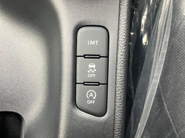 GRヤリス  ワンオーナー ユーザー様買取車 純正エアロ 純正4本出しマフラー 赤キャリパー ディスプレイオーディオ LEDヘッドライト(24枚目)