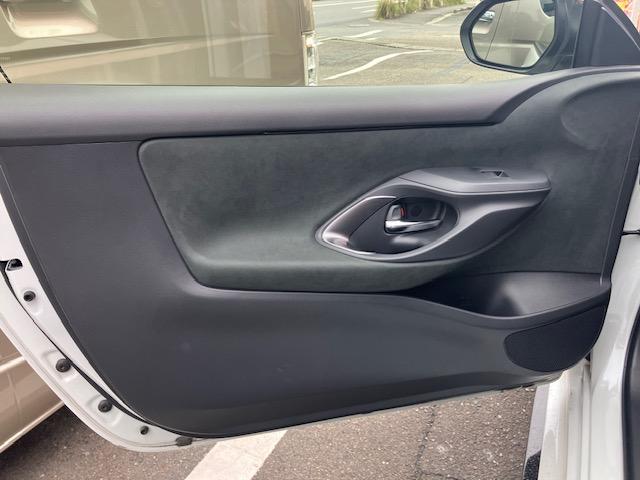 GRヤリス  ワンオーナー ユーザー様買取車 純正エアロ 純正4本出しマフラー 赤キャリパー ディスプレイオーディオ LEDヘッドライト(31枚目)