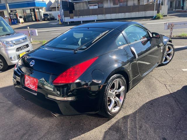 フェアレディZ バージョンST ユーザー買取車 ワンオーナー 6速マニュアル レザーシート シートヒーター キセノンライト 禁煙車(6枚目)