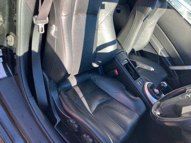 フェアレディZ バージョンST ユーザー買取車 ワンオーナー 6速マニュアル レザーシート シートヒーター キセノンライト 禁煙車(15枚目)