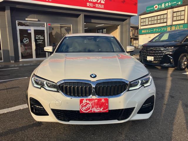 ３シリーズ ３２０ｄ　ｘＤｒｉｖｅ　Ｍスポーツ　ユーザー様買取車　レーザーライト　ヘッドアップディスプレイ　本革シート　パワートランク　純正１９インチＡＷ　コンフォートアクセス　ＥＴＣ　シートヒーター（2枚目）