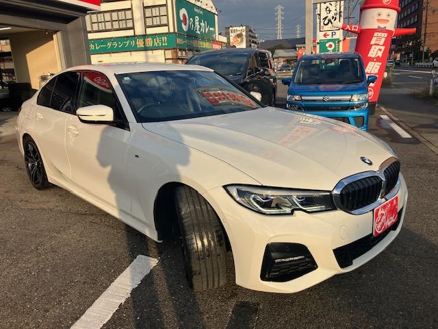 ３シリーズ ３２０ｄ　ｘＤｒｉｖｅ　Ｍスポーツ　ユーザー様買取車　レーザーライト　ヘッドアップディスプレイ　本革シート　パワートランク　純正１９インチＡＷ　コンフォートアクセス　ＥＴＣ　シートヒーター（8枚目）