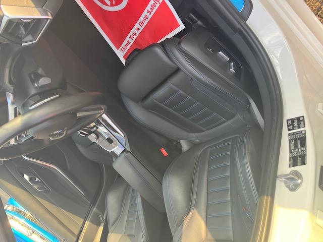 ３シリーズ ３２０ｄ　ｘＤｒｉｖｅ　Ｍスポーツ　ユーザー様買取車　レーザーライト　ヘッドアップディスプレイ　本革シート　パワートランク　純正１９インチＡＷ　コンフォートアクセス　ＥＴＣ　シートヒーター（14枚目）