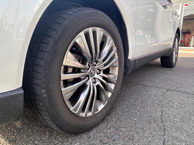 ハリアー Z ユーザー様買取車/ブラインドスポットモニター/ヘッドアップディスプレイ/JBLサウンド/デジタルインナーミラー/パワーシート(8枚目)