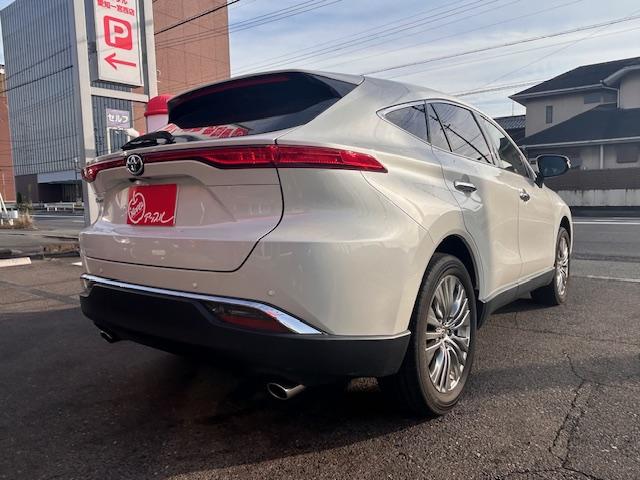 ハリアー Z ユーザー様買取車/ブラインドスポットモニター/ヘッドアップディスプレイ/JBLサウンド/デジタルインナーミラー/パワーシート(11枚目)