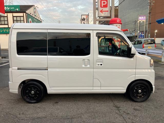 ハイゼットカーゴ クルーズ ワンオーナー車/ユーザー様買取車/オプションパールカラー/社外足回り/純正ナビフルセグテレビ/スマートアシスト/スマートキー(6枚目)