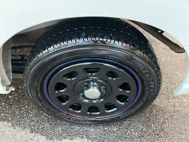 ハイゼットカーゴ クルーズ ワンオーナー車/ユーザー様買取車/オプションパールカラー/社外足回り/純正ナビフルセグテレビ/スマートアシスト/スマートキー(9枚目)