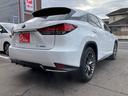 RX RX450h Fスポーツ ワンオーナー車/ユーザー様買取車/赤革シート/サンルーフ/パノラミックビューモニター/ベンチレーション/ヘッドアップディスプレイ/パワーバックドア(6枚目)