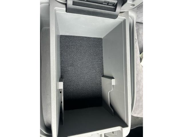 ハイエースバン ロングスーパーＧＬ　ＥＴＣ　イージークローザー　社外ヘッドライト　社外テール　ローダウン　フルセグナビ　Ｂｌｕｅｔｏｏｔｈ（41枚目）