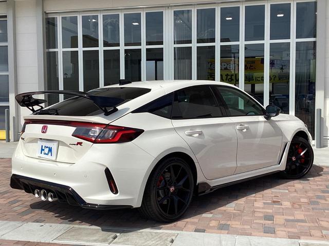 三重県内にお住まいで店頭納車希望のお客様は【お支払い総額】でお乗りいただけます。