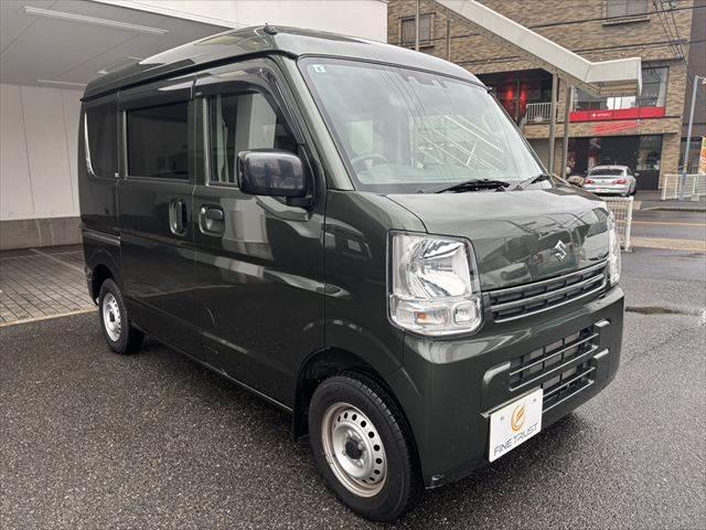 エブリイ ＰＡリミテッド　ユーザー買取車　５速ＭＴ　ワンオーナー　キーレスキー　パワーウィンドウ　衝突軽減ブレーキ　レーンキープアシスト　オートライト　コーナーセンサー　助手席エアバッグ　横滑り防止装置　アンチロックブレーキ（13枚目）