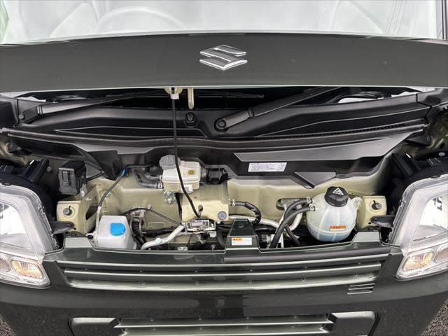 エブリイ ＰＡリミテッド　ユーザー買取車　５速ＭＴ　ワンオーナー　キーレスキー　パワーウィンドウ　衝突軽減ブレーキ　レーンキープアシスト　オートライト　コーナーセンサー　助手席エアバッグ　横滑り防止装置　アンチロックブレーキ（28枚目）