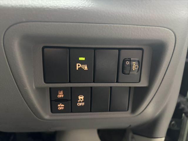 エブリイ ＰＡリミテッド　ユーザー買取車　５速ＭＴ　ワンオーナー　キーレスキー　パワーウィンドウ　衝突軽減ブレーキ　レーンキープアシスト　オートライト　コーナーセンサー　助手席エアバッグ　横滑り防止装置　アンチロックブレーキ（34枚目）
