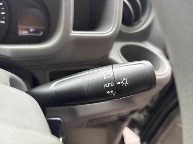 エブリイ ＰＡリミテッド　ユーザー買取車　５速ＭＴ　ワンオーナー　キーレスキー　パワーウィンドウ　衝突軽減ブレーキ　レーンキープアシスト　オートライト　コーナーセンサー　助手席エアバッグ　横滑り防止装置　アンチロックブレーキ（39枚目）