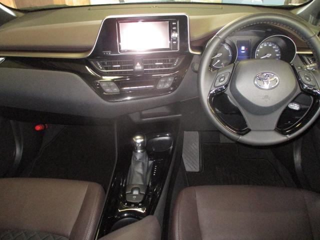Ｃ－ＨＲ Ｇ　フルセグＴＶ付きＳＤナビバックモニター　ＣＤＤＶＤ再生　Ｂｌｕｅｔｏｏｔｈ　ＥＴＣ　コーナーセンサー　ＬＥＤヘッドライト　スマートキー（スペアキー付）　トヨタセーフティーセンス　シートヒーター　ＨＶ（2枚目）