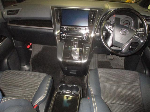 運転者にとっては日々使用することとなる運転席です。運転席が快適だと運転に集中することができますね。