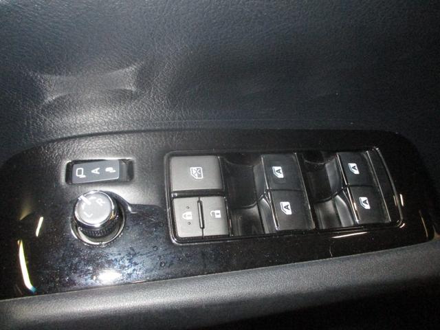 この度は当店のお車をご覧になっていただき、誠にありがとうございます。じっくり現車確認して頂けるよう、ご準備を致します！