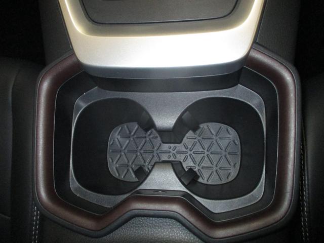 RAV4 ハイブリッドG フルセグTV付きSDナビバックモニター CDDVD再生 Bluetooth ETC トヨタセーフティーセンス ICS スマートキー(スペアキー付) LEDヘッドライト ドライブレコーダー 4WD HV(26枚目)