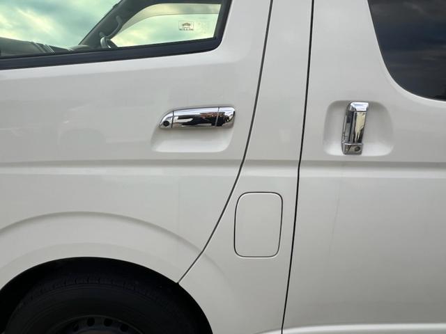 レジアスエースバン ロングスーパーGL /TSS/車中泊用ベッドキット/クライツォ製シートカバー/ワンオーナー/禁煙車/両側スライドドア・後部ドアイージークローザー/スマートキー2本/プッシュスタート/カロッツェリアサイバーナビ(18枚目)