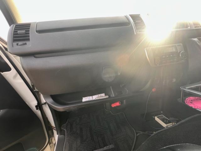 レジアスエースバン ロングスーパーGL /TSS/車中泊用ベッドキット/クライツォ製シートカバー/ワンオーナー/禁煙車/両側スライドドア・後部ドアイージークローザー/スマートキー2本/プッシュスタート/カロッツェリアサイバーナビ(45枚目)
