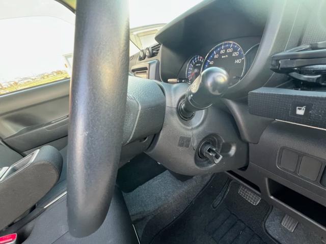 ピクシススペース カスタム　Ｇ　／４ＷＤ／スマートキー／純正１４インチアルミホイール／ＨＩＤヘッドライト／フォグランプ／電動格納ドアミラー／純正オプションフロントスポイラー／車検令和９年２月まで（30枚目）