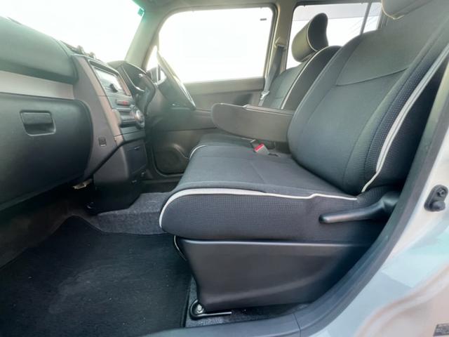 ピクシススペース カスタム　Ｇ　／４ＷＤ／スマートキー／純正１４インチアルミホイール／ＨＩＤヘッドライト／フォグランプ／電動格納ドアミラー／純正オプションフロントスポイラー／車検令和９年２月まで（40枚目）