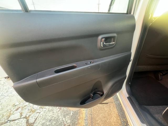 ピクシススペース カスタム　Ｇ　／４ＷＤ／スマートキー／純正１４インチアルミホイール／ＨＩＤヘッドライト／フォグランプ／電動格納ドアミラー／純正オプションフロントスポイラー／車検令和９年２月まで（45枚目）