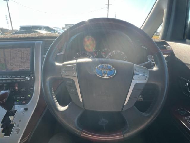 アルファード ２４０Ｓ　／Ｗサンルーフ／両側パワスラ／社外Ｆバンパー（Ｋ－ブレイク）／リアアンダー／ＨＩＤヘッドライト／フォグランプ／ＴＥＩＮ製車高調／ロクサーニ２１インチアルミホイール／スマートキー２本／車検２年付き（27枚目）