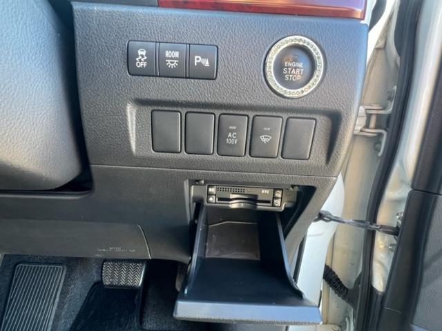 アルファード ２４０Ｓ　／Ｗサンルーフ／両側パワスラ／社外Ｆバンパー（Ｋ－ブレイク）／リアアンダー／ＨＩＤヘッドライト／フォグランプ／ＴＥＩＮ製車高調／ロクサーニ２１インチアルミホイール／スマートキー２本／車検２年付き（29枚目）