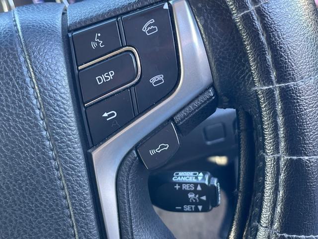 クラウンハイブリッド ロイヤルサルーン クラウン ハイブリッド ロイヤルサルーン マジェスタ風カスタム フロント純正マジェスタバンパー 社外のアルミ フロントエアロ リアエアロ リア2つスポイラー 純正ナビ(32枚目)