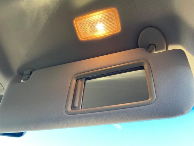 クラウンハイブリッド ロイヤルサルーン クラウン ハイブリッド ロイヤルサルーン マジェスタ風カスタム フロント純正マジェスタバンパー 社外のアルミ フロントエアロ リアエアロ リア2つスポイラー 純正ナビ(39枚目)