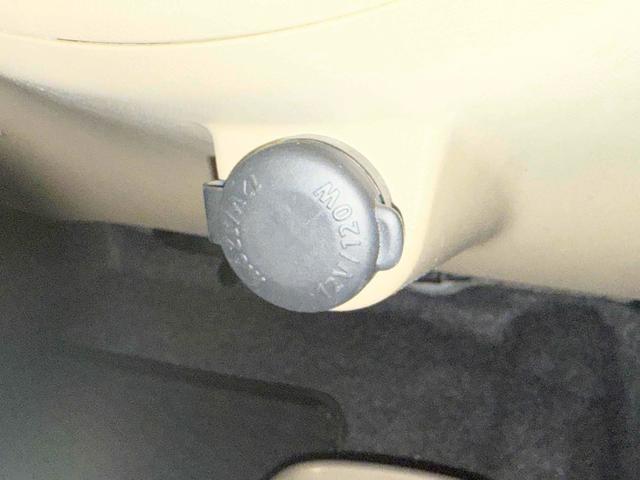 アルト ＶＰ　キーレスエントリー　ＡＴ　盗難防止システム　アルミホイール　衝突安全ボディ　エアコン　パワーステアリング（31枚目）