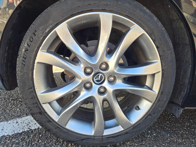 アテンザセダン ＸＤ　Ｌパッケージ　第３者機関ＡＩＳ鑑定書付き　黒革シート　シートヒーター　メモリーシート　純正ナビＴＶ　バックカメラ　ＥＴＣ　レーダークルーズコントロール　スマートキー　ＲＶＭ　レーンキープ　１９ｉｎアルミ　禁煙車（23枚目）