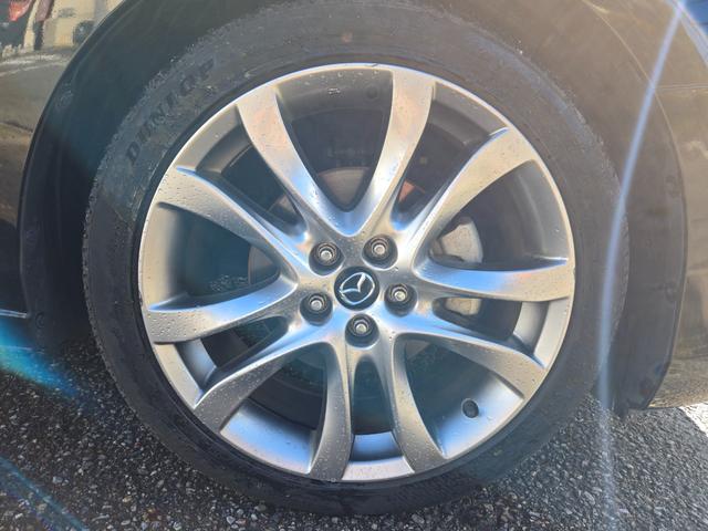 アテンザセダン ＸＤ　Ｌパッケージ　第３者機関ＡＩＳ鑑定書付き　黒革シート　シートヒーター　メモリーシート　純正ナビＴＶ　バックカメラ　ＥＴＣ　レーダークルーズコントロール　スマートキー　ＲＶＭ　レーンキープ　１９ｉｎアルミ　禁煙車（24枚目）