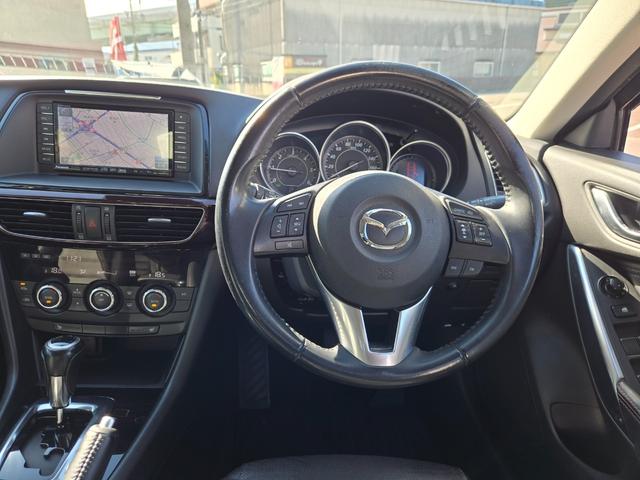 アテンザセダン ＸＤ　Ｌパッケージ　第３者機関ＡＩＳ鑑定書付き　黒革シート　シートヒーター　メモリーシート　純正ナビＴＶ　バックカメラ　ＥＴＣ　レーダークルーズコントロール　スマートキー　ＲＶＭ　レーンキープ　１９ｉｎアルミ　禁煙車（30枚目）