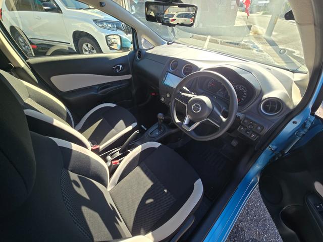 ノート Ｘ　後期型　第３者機関ＡＩＳ鑑定書付き　禁煙車　アラウンドビューカメラ（３６０カメラ）バックカメラ　インテリジェントルームミラー　純ナビＴＶ　ドライブレコーダー　ＥＴＣ　インテリキー×２個　　衝突防止機能（5枚目）