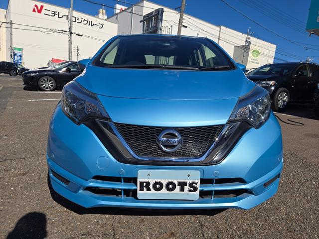 ノート Ｘ　後期型　第３者機関ＡＩＳ鑑定書付き　禁煙車　アラウンドビューカメラ（３６０カメラ）バックカメラ　インテリジェントルームミラー　純ナビＴＶ　ドライブレコーダー　ＥＴＣ　インテリキー×２個　　衝突防止機能（16枚目）