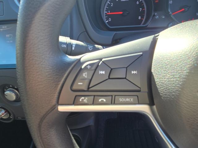 ノート Ｘ　後期型　第３者機関ＡＩＳ鑑定書付き　禁煙車　アラウンドビューカメラ（３６０カメラ）バックカメラ　インテリジェントルームミラー　純ナビＴＶ　ドライブレコーダー　ＥＴＣ　インテリキー×２個　　衝突防止機能（33枚目）