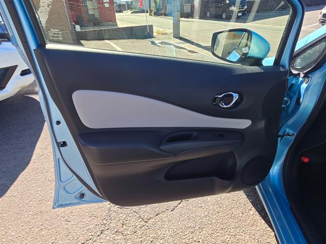 ノート Ｘ　後期型　第３者機関ＡＩＳ鑑定書付き　禁煙車　アラウンドビューカメラ（３６０カメラ）バックカメラ　インテリジェントルームミラー　純ナビＴＶ　ドライブレコーダー　ＥＴＣ　インテリキー×２個　　衝突防止機能（42枚目）