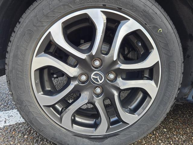 デミオ XDツーリング 6速ミッション 禁煙車 純正ナビTV バックカメラ ETC ヘッドアップディスプレイ スマートキー×2個 純正アルミ クルーズコントロール(24枚目)