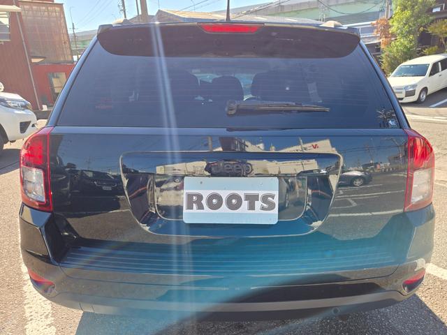 ジープ・コンパス アルティテュード スポーツ 360°ビジョン 第3者機関AIS鑑定書付 純正360カメラ ナビTV ETC 後席アルパインモニター(サーモスタット×2 R7年11月交換済み)ブラックグリル ブラックアルミホイル 禁煙車 ヘッドライトコーティング済(17枚目)